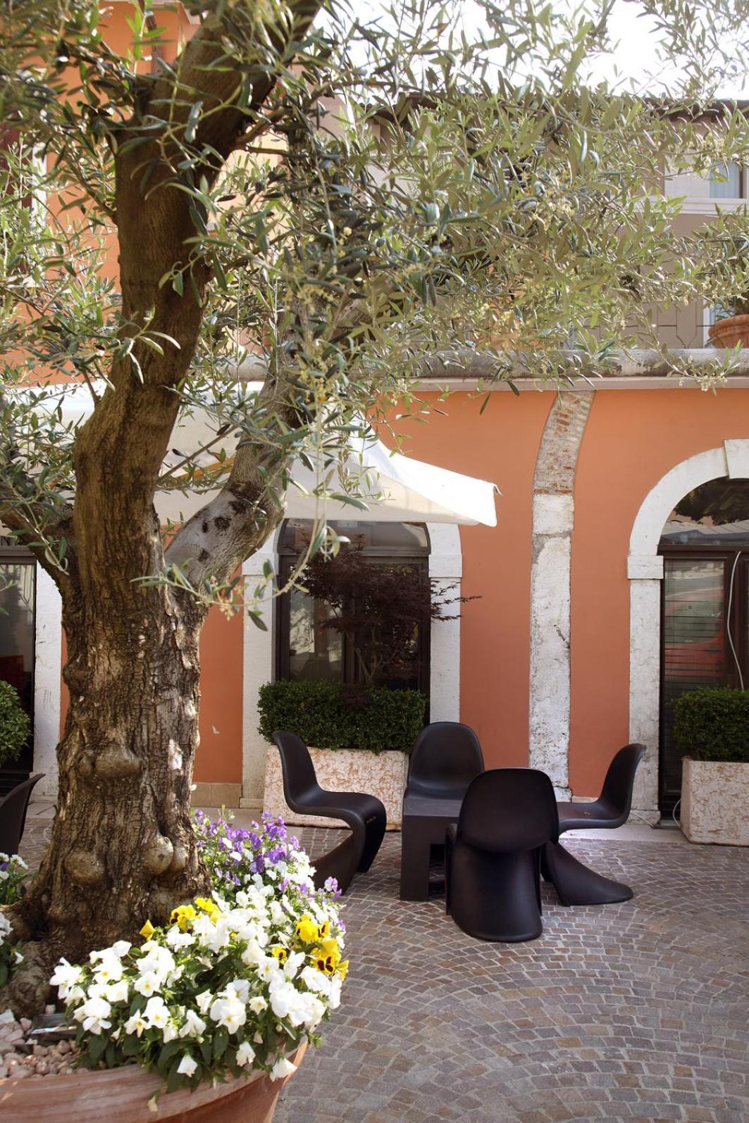 Corte San Luca Apartments บาร์โดลิโน ภายนอก รูปภาพ